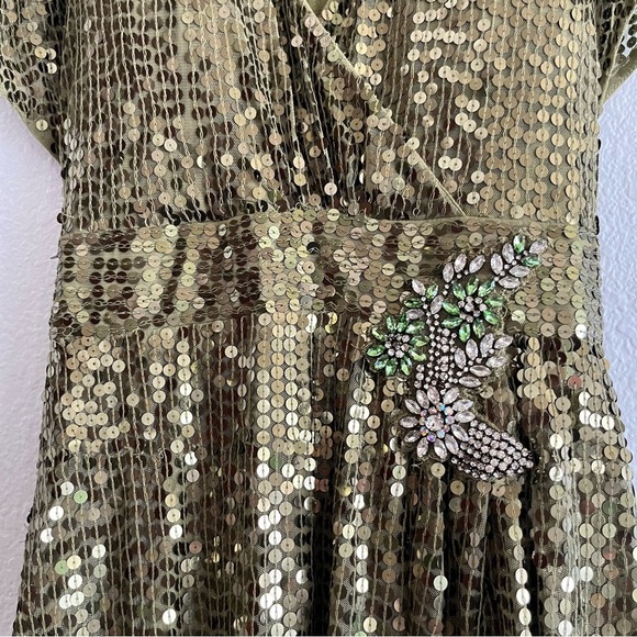 Mac Duggal Sequined Butterfly Sleeve Wrap Over A Line Gown 10773 Size 6 NWT - Picture 6 of 9